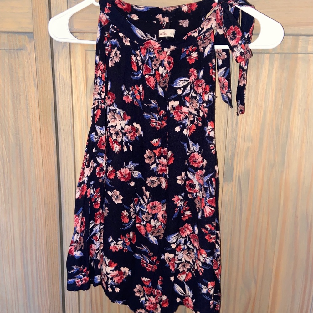Hollister Floral Tie Tank